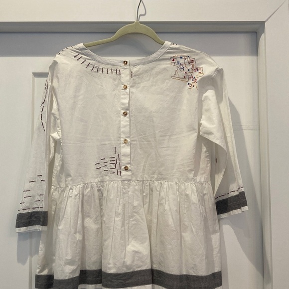 Holding Horses White and Black Gingham Blouse - Picture 3 of 7